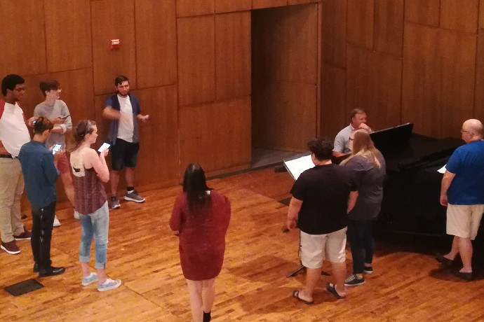 Students gather to rehearse for upcoming 2nd Annual Voice Versa Recital