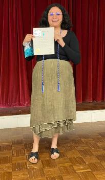 1 student with certificate