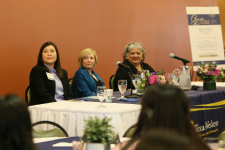 Panel of leaders at Texas Wesleyan's 2018 Women in Leadership Form