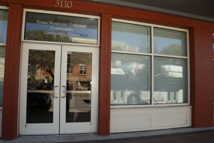 Front door of the Texas Wesleyan Community Counseling Center