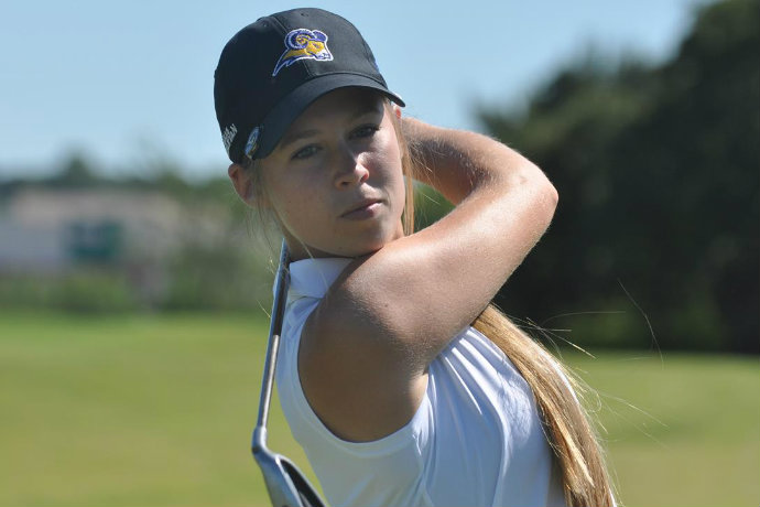 Image of Texas Wesleyan women's golf player Jaci Trotter in competition
