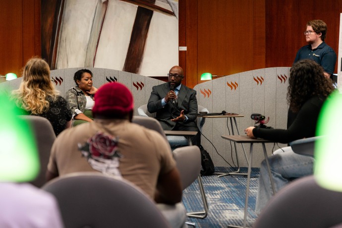 Fred Rouse III and Janae Willis-Beard tell their stories to a crowd at Texas Wesleyan University.