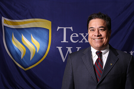 Hector Quintanilla faculty 2015